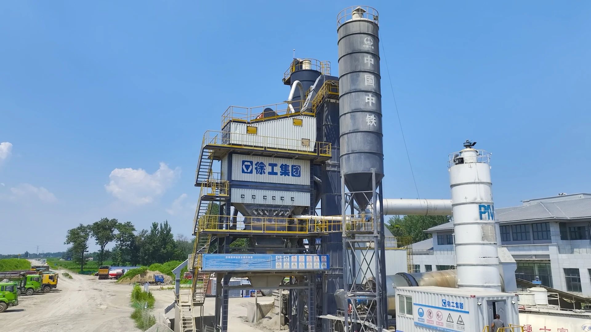 5000型！助力河南高速建設(shè)！