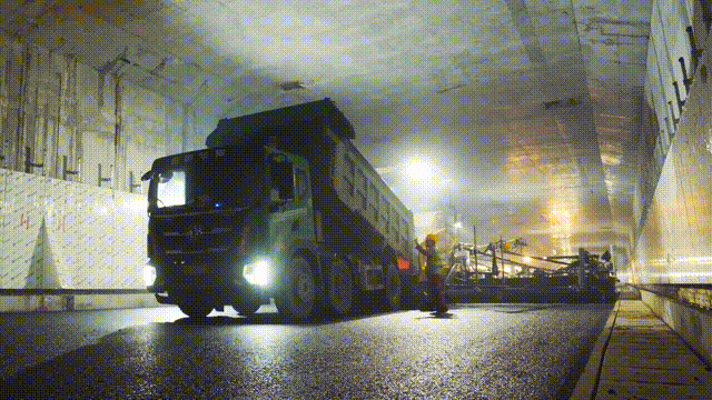 開車穿越海底！徐工又干了個大灣區(qū)超級工程！