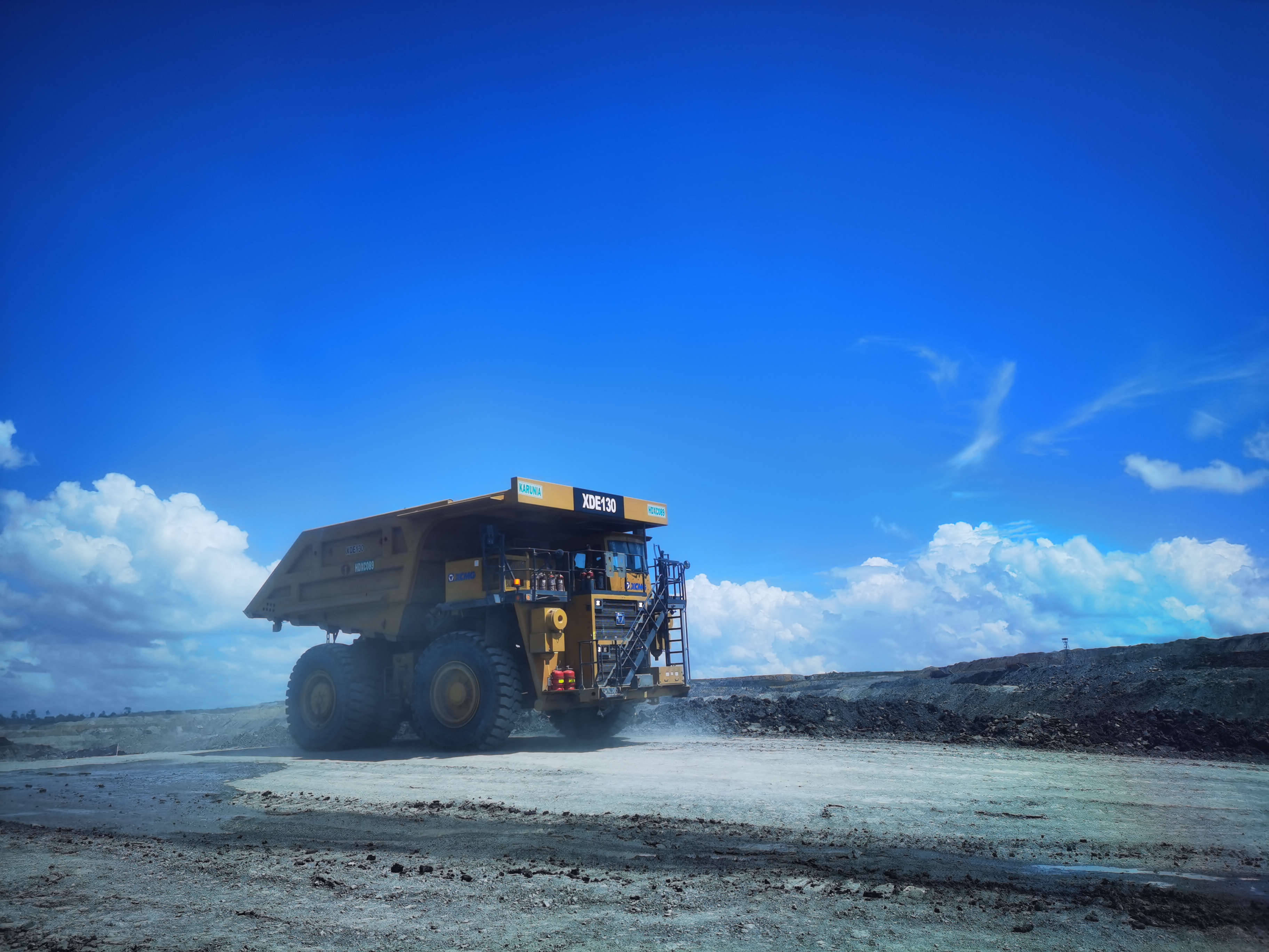 礦業(yè)報國，效率傳奇！徐工礦山機(jī)械100臺+扎根高原