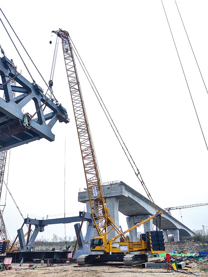 【全球之履】總重3800噸！徐工履帶兄弟團助力“引漢濟渭”管橋建設
