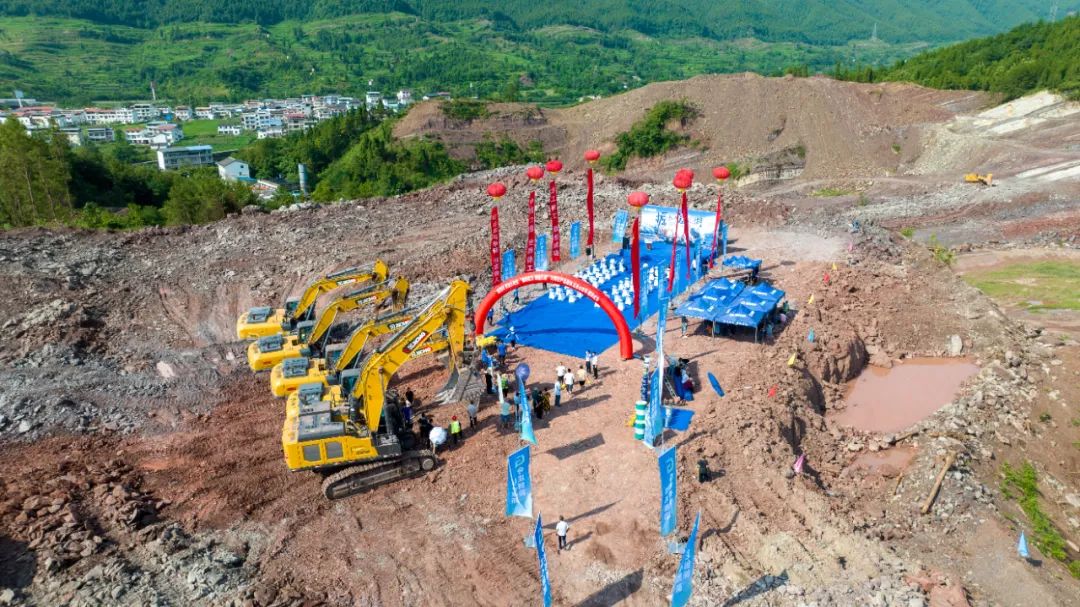 礦山之巔，蜀道論劍！徐工邀您共鑒綠色施工新紀(jì)元