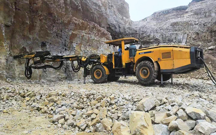 “化水為電”，徐工鑿巖臺車提速水電站擴(kuò)機(jī)工程