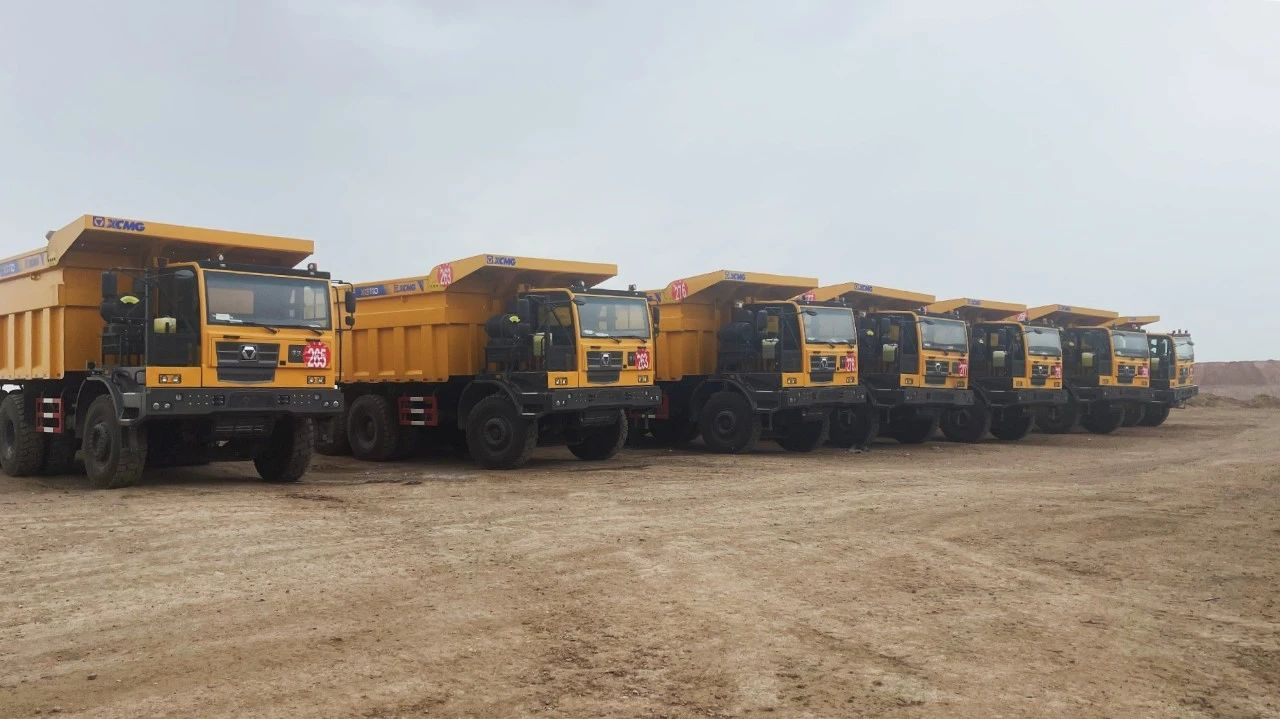 百臺交付！徐工礦卡賦能內(nèi)蒙古現(xiàn)代化礦山建設(shè)