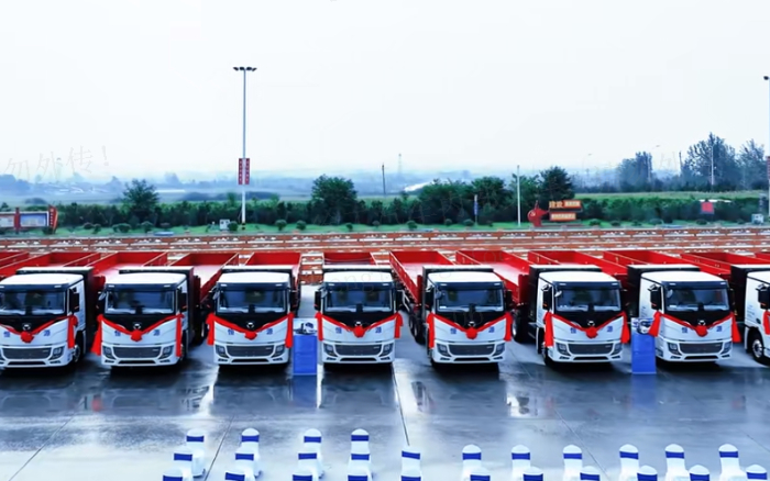 百臺交付，千臺簽約！200臺徐工新能源純電動重卡奔赴河南