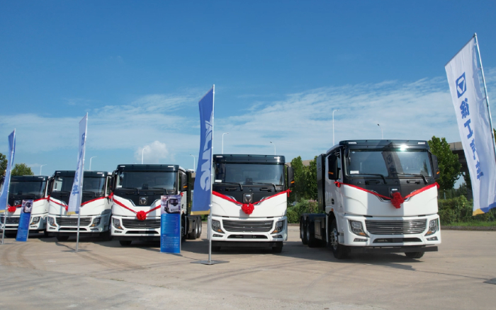 “零碳助手”再出發(fā)！徐工新能源成套化設(shè)備交付濟南