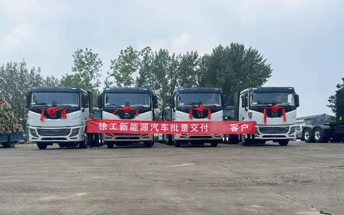 車隊老板的“致富經(jīng)”：“選擇徐工，就是選擇成功！”