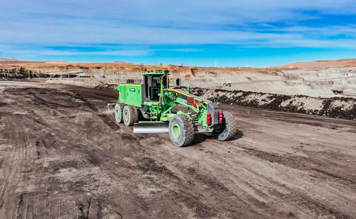 全國首臺！礦用大功率純電動平地機(jī)震撼登場！
