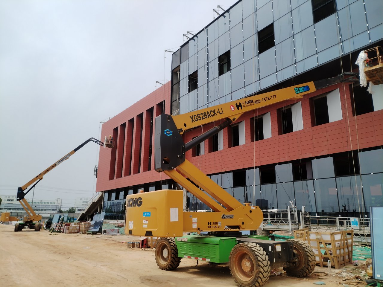 “綠”煥新能！徐工XGS28ACK-Li助力中國(guó)電子云研發(fā)基地打造綠色數(shù)字基建標(biāo)桿
