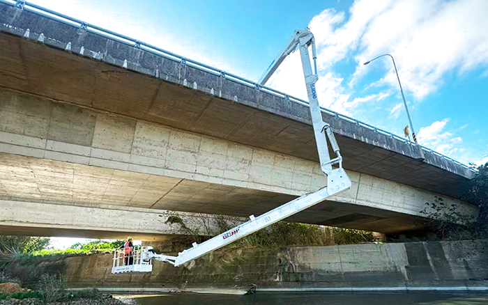 橋梁養(yǎng)護神器！徐工 QJZ18 筑牢橋梁安全防線