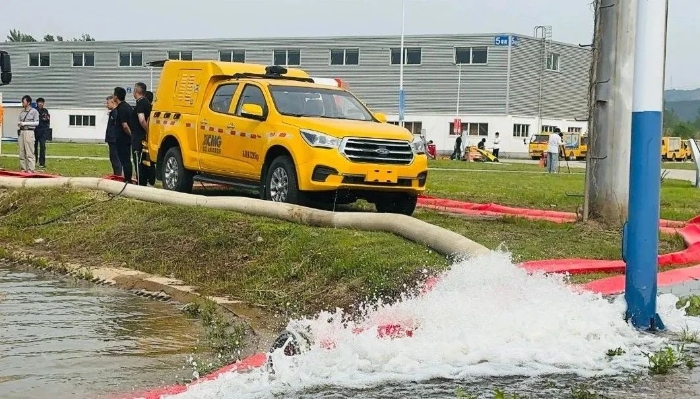 聚焦“大安全大應(yīng)急”，徐工參加防汛搶險(xiǎn)實(shí)戰(zhàn)演練