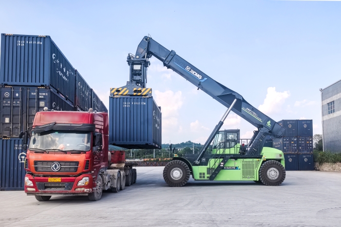 綠色賦能！大宗物資轉(zhuǎn)運的“效能標桿”