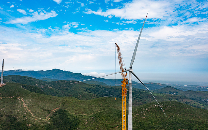 四冠王者 | 徐工XGL3300-220S風(fēng)電動(dòng)臂塔機(jī)再顯神威！