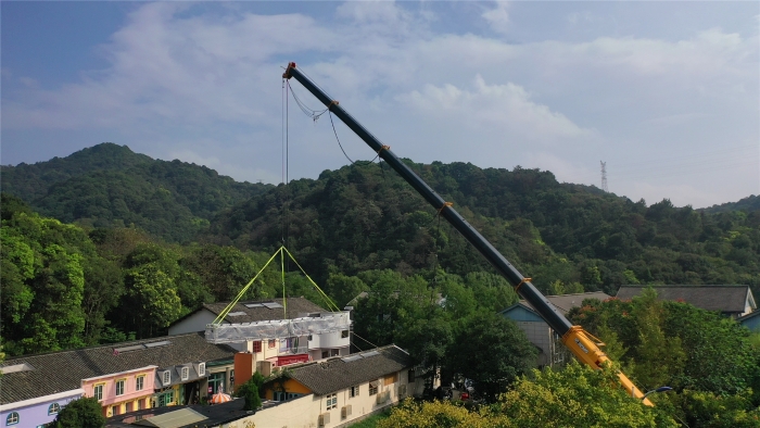 46米跨距吊3天！徐工G2代四橋130噸“闖入”影視圈！