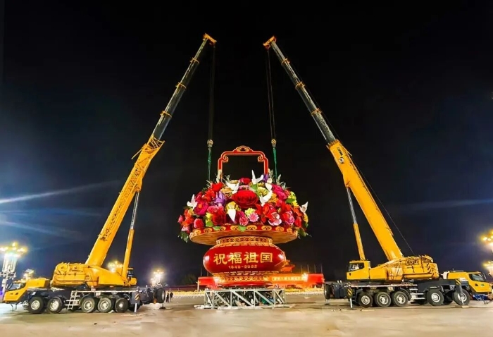 連續(xù)15載，徐工“赴約”天安門，獻(xiàn)禮祖國(guó)！