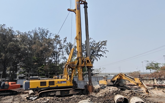 以“穩(wěn)”護(hù)航！徐工XR240I旋挖鉆機(jī)助力南亞基建項(xiàng)目