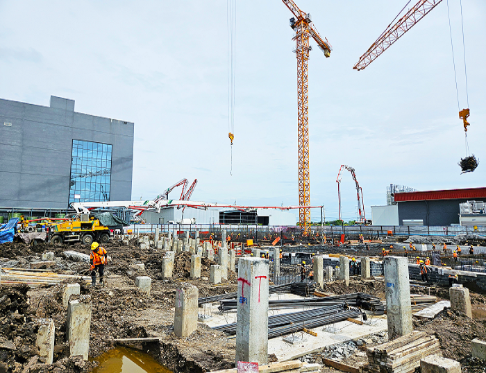 徐工泵車助建泰國(guó)工程