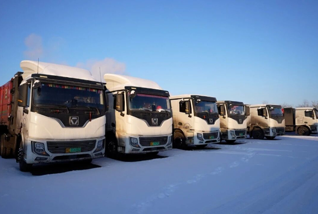 穿越-30℃寒潮！徐工新能源重卡馳騁西北能源運輸動脈