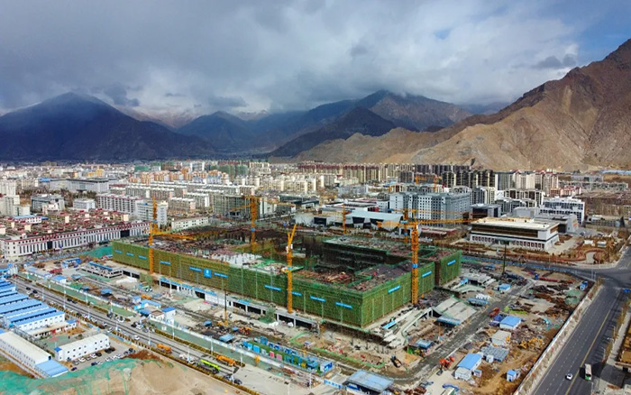 “世界屋脊”再建新地標(biāo)！徐工群塔“交作業(yè)了”！