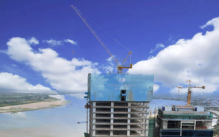 喜封金頂|徐工塔機(jī)助建柬埔寨金邊摩根大廈！